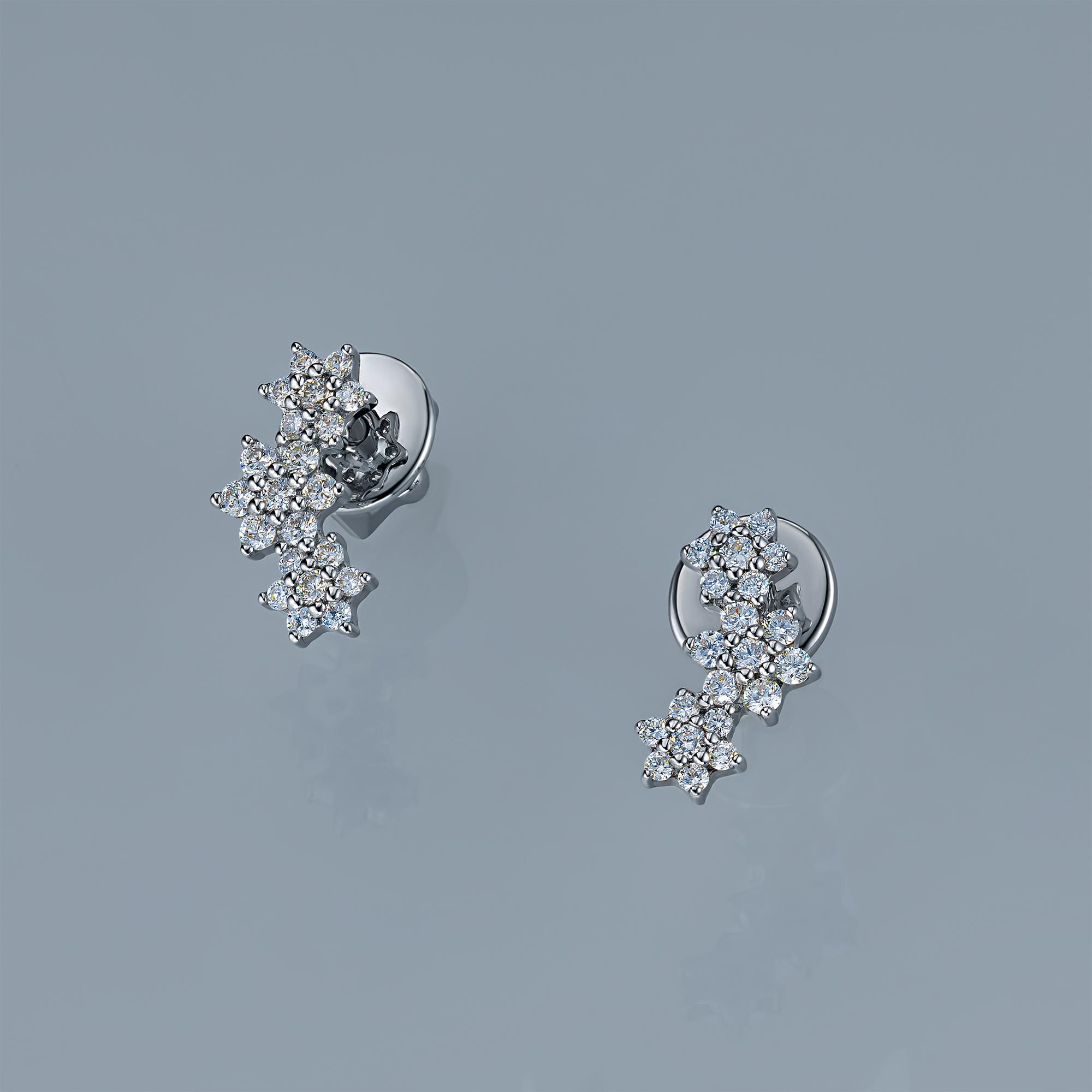 

Пусеты из серебра э0612пс07192200, э0612пс07192200