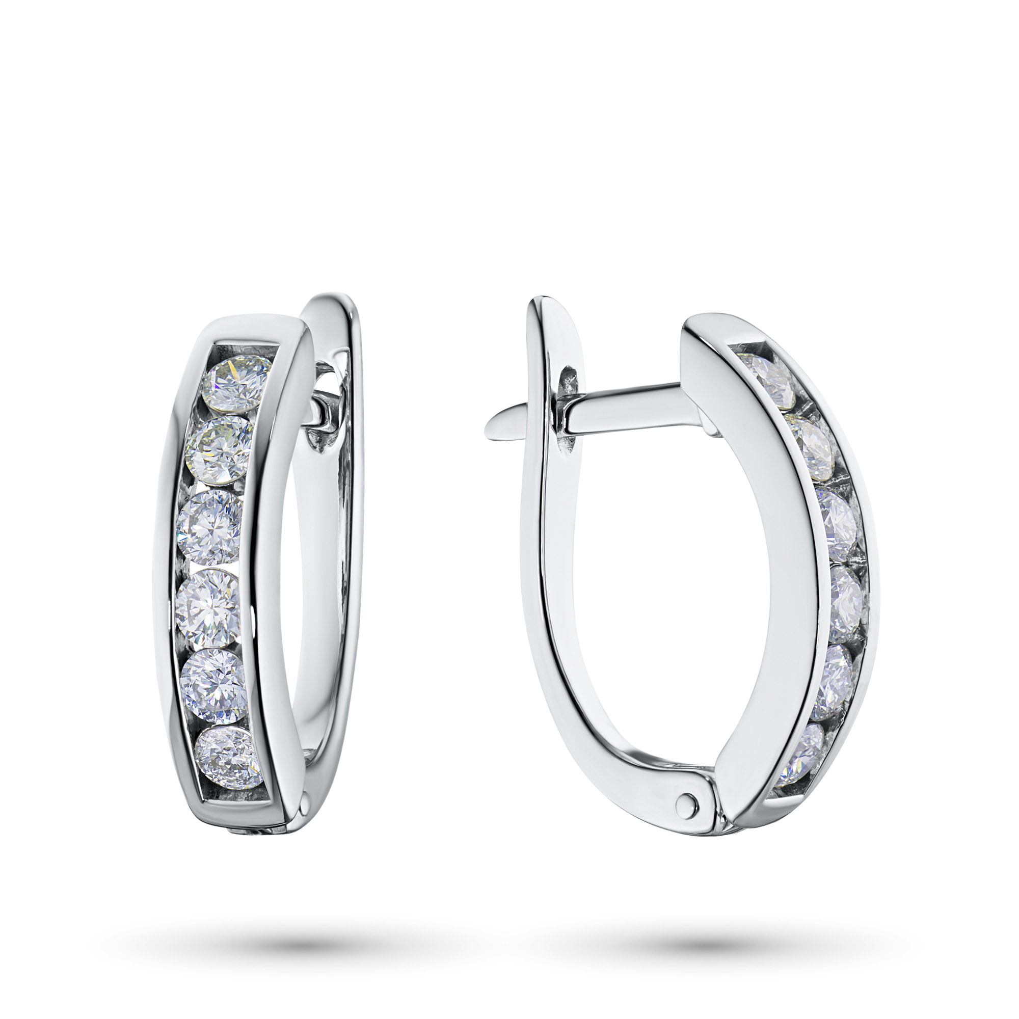 

Серьги из белого золота с бриллиантами э0901сг08183900, э0901сг08183900