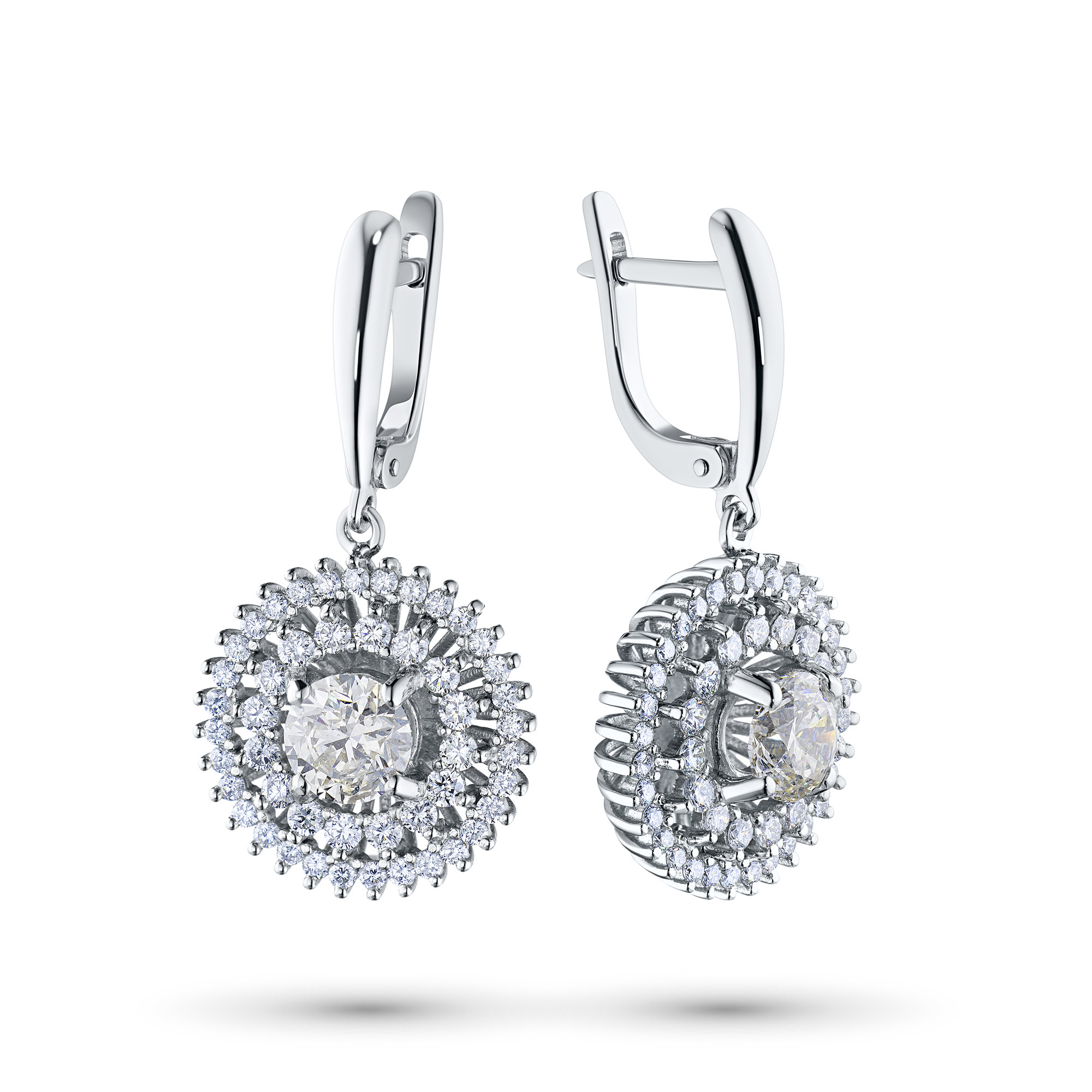 

Серьги из белого золота с бриллиантами э0901сг09173500, э0901сг09173500