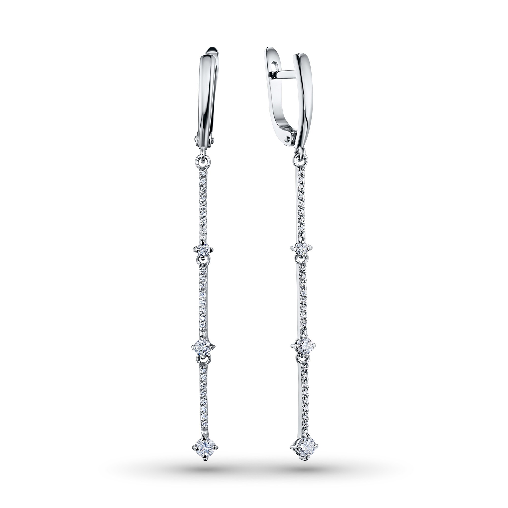 

Серьги из белого золота с бриллиантами э0901сг09196520, э0901сг09196520