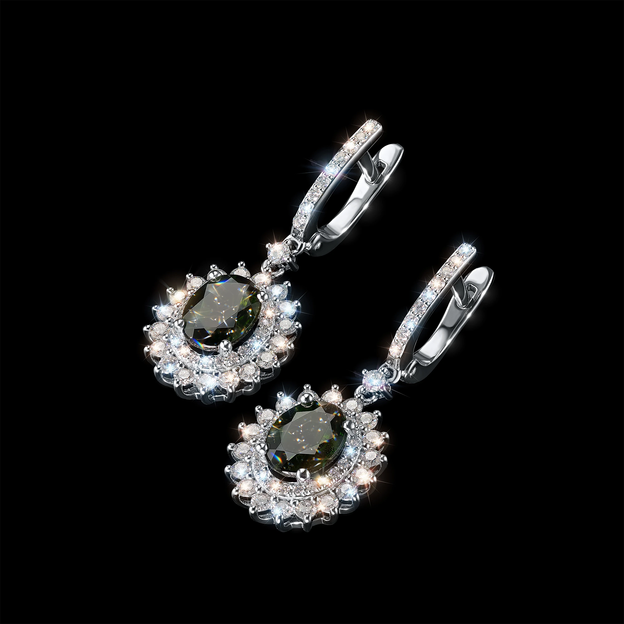 

Серьги из белого золота с хромдиопсидами э4754сг08220453, э4754сг08220453