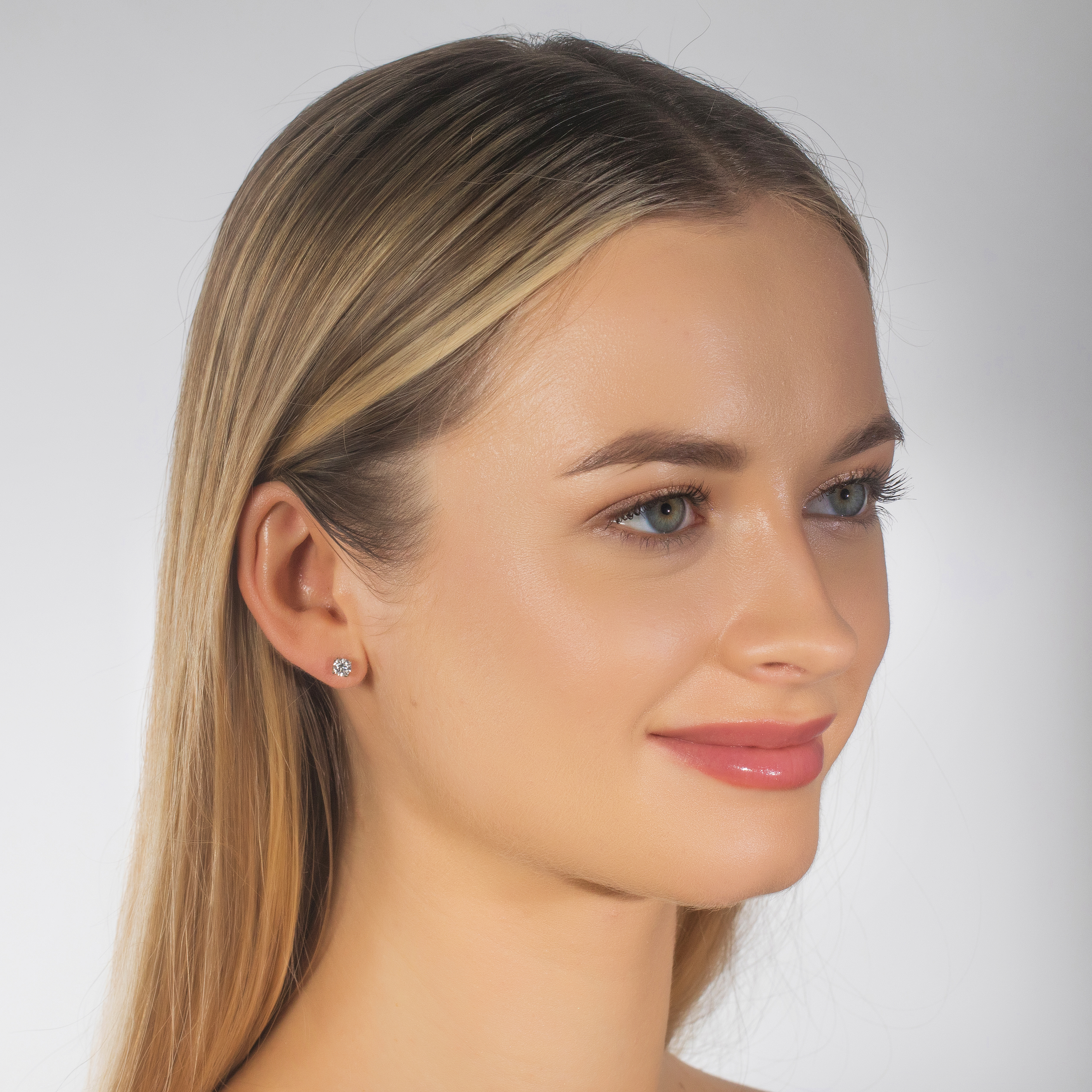 

Пусеты из белого золота э4712пс01163100, э4712пс01163100