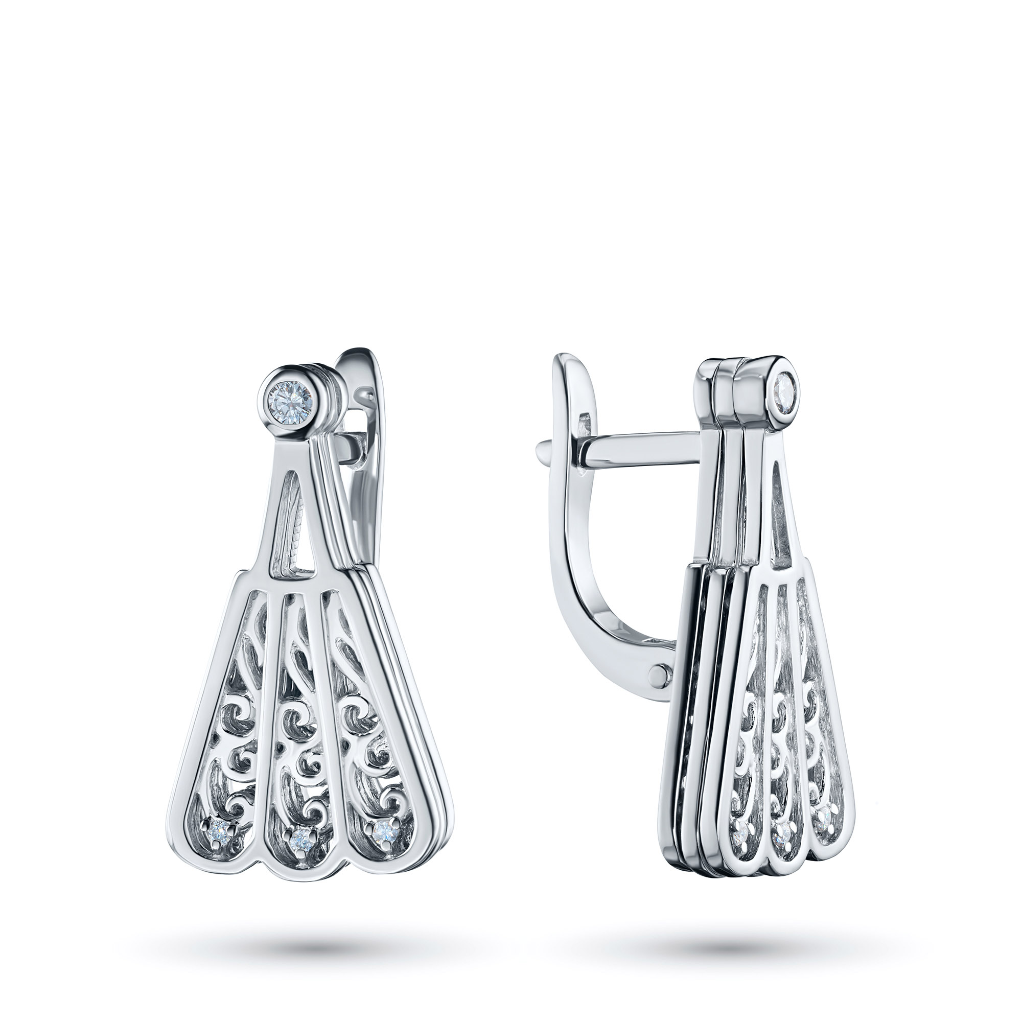 

Серьги из белого золота с бриллиантами э0901сг12193650, э0901сг12193650