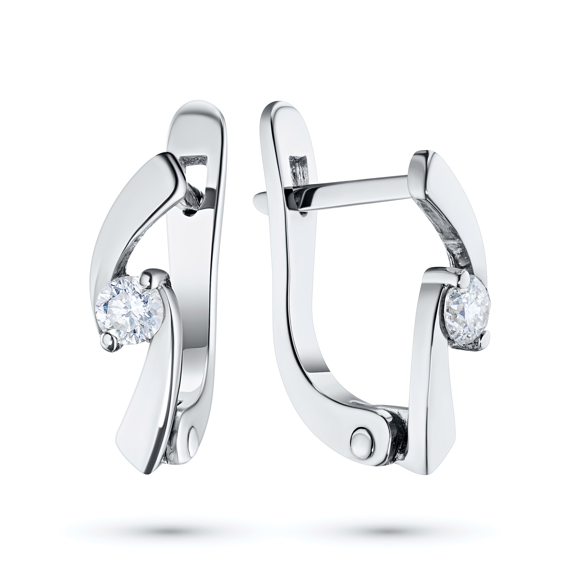 

Серьги из серебра с бриллиантами э0601сг05157200, э0601сг05157200