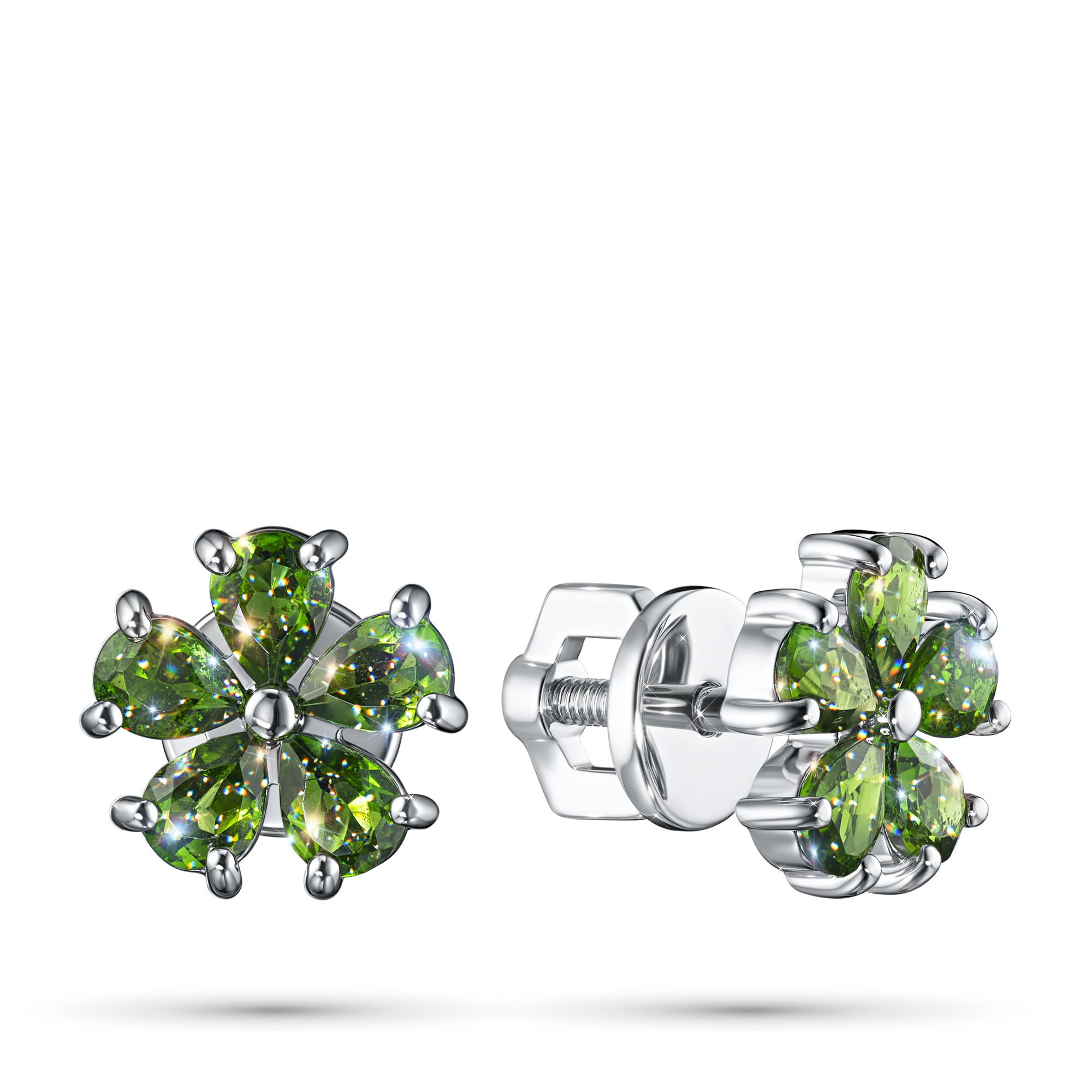 

Пусеты из серебра с хромдиопсидами э0605пс03210460, э0605пс03210460