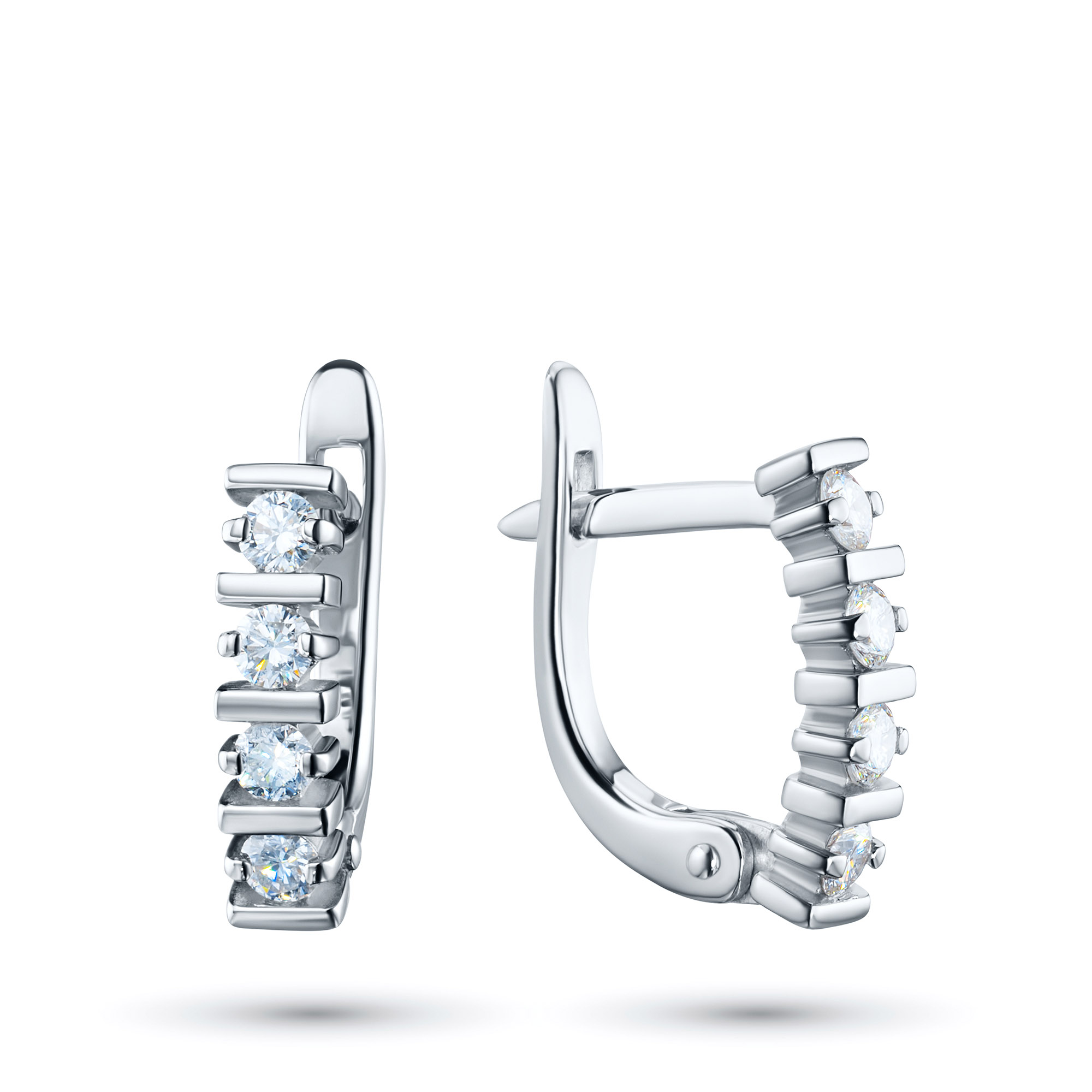 

Серьги из белого золота с бриллиантами э0901сг11195540, э0901сг11195540