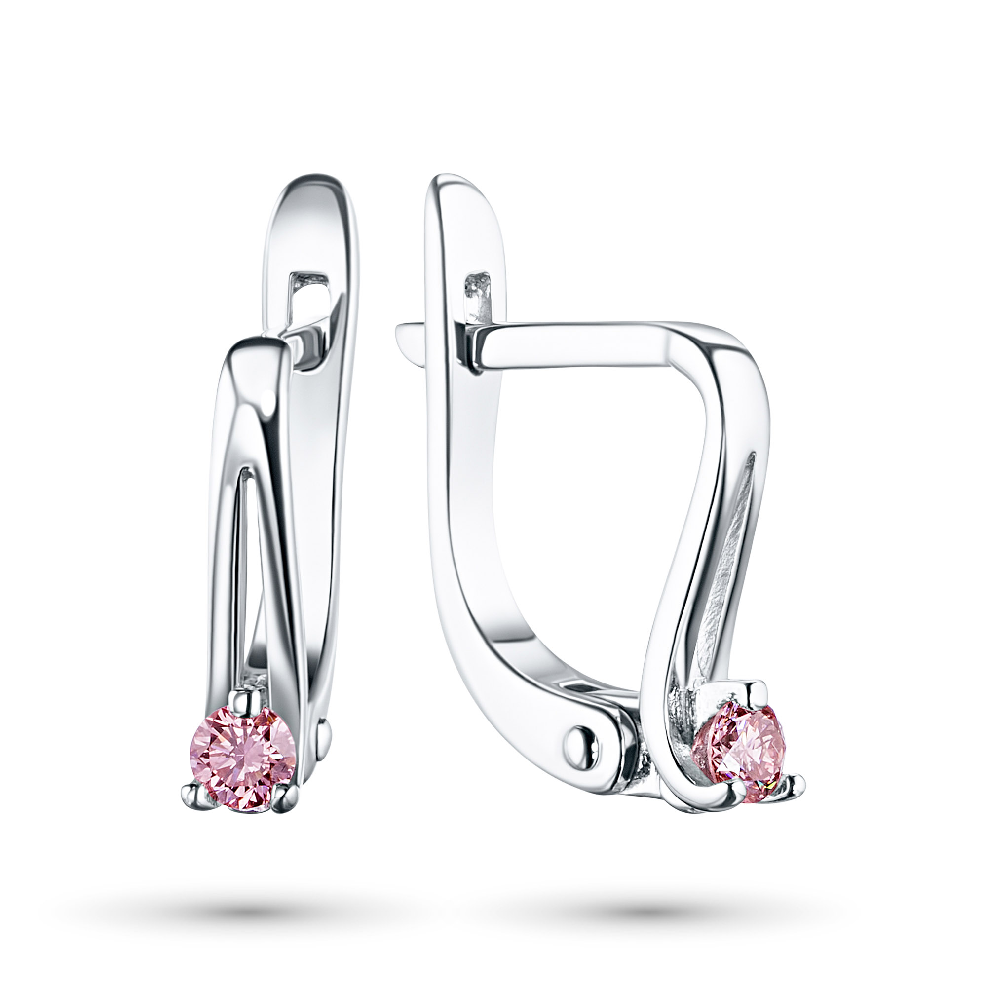 

Серьги из серебра с выращенными бриллиантами e0612sg05156800, e0612sg05156800