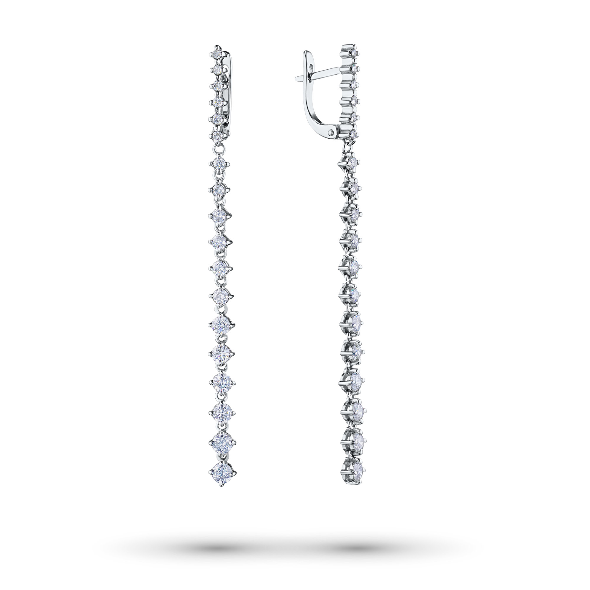 

Серьги из белого золота с бриллиантами э0901сг04201592, э0901сг04201592