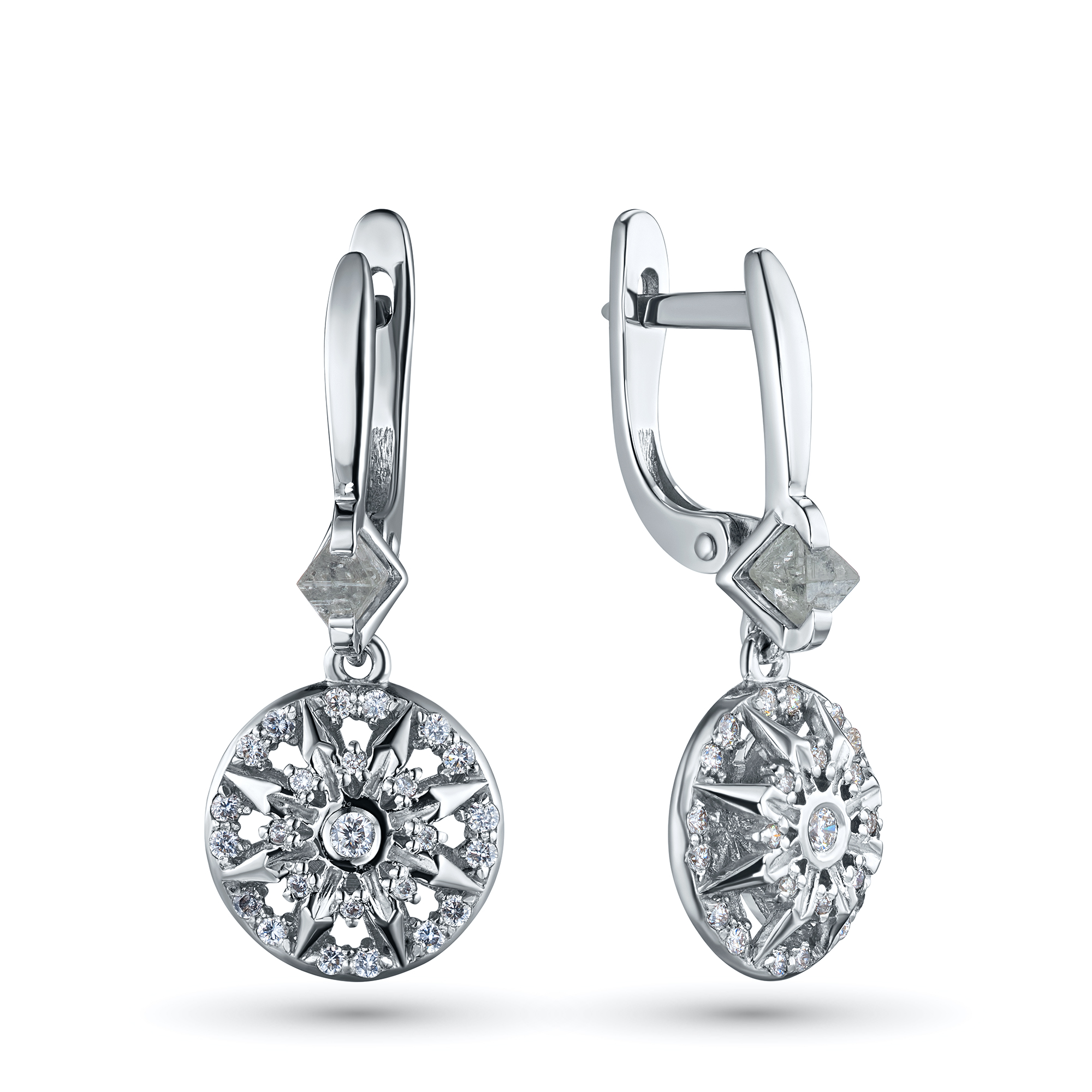 

Серьги из белого золота с бриллиантами э0901сг07210377, э0901сг07210377
