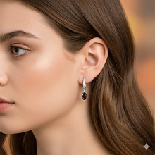 Серьги из серебра с гранатами