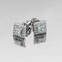 Пусеты из белого золота c бриллиантами