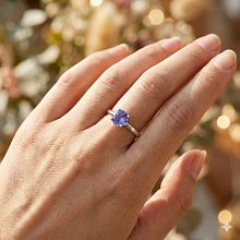 Кольцо из серебра с танзанитом