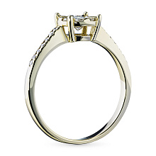 Кольцо из желтого золота с бриллиантами