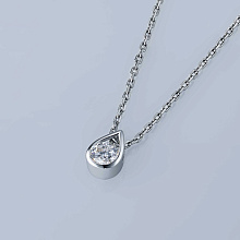 Подвеска из белого золота с бриллиантом