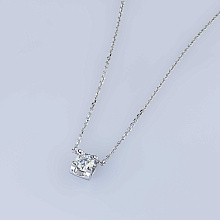 Колье из серебра с бриллиантом