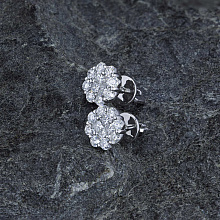 Пусеты из белого золота c бриллиантами