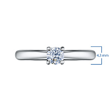 Кольцо из белого золота с бриллиантом