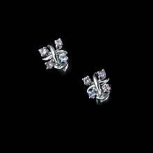 Пусеты из серебра с танзанитами