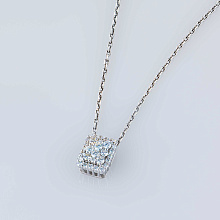 Подвеска из белого золота c бриллиантами выращенными