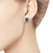 Пусеты из белого золота с сапфирами и бриллиантами