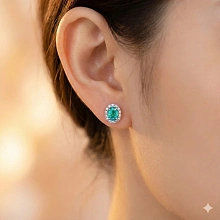 Пусеты из белого золота c бриллиантами