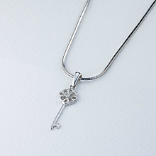 Подвеска из серебра с бриллиантом