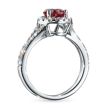 Кольцо из белого золота с рубином и бриллиантами