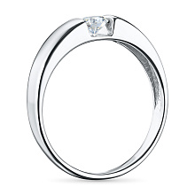 Классическое кольцо из белого золота с бриллиантом