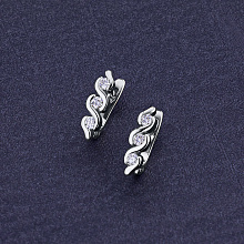 Серьги из белого золота с бриллиантами