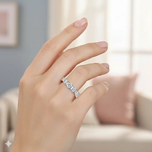 Кольцо из белого золота c бриллиантами