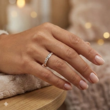 Кольцо из красного золота c бриллиантами