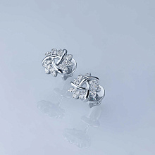 Пусеты из белого золота с бриллиантами