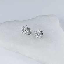 Пусеты из белого золота с бриллиантами (изготовление)