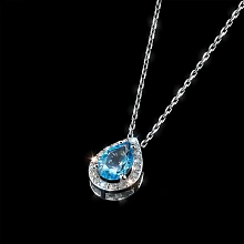 Подвеска из белого золота с топазом и бриллиантами