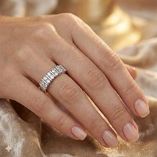 Кольцо из белого золота c бриллиантами