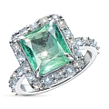 Кольцо из белого золота с бриллиантами и изумрудом