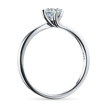 Классическое кольцо из белого золота с бриллиантом