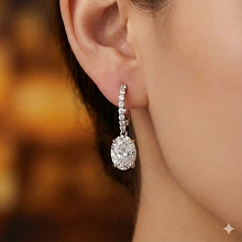 Серьги из белого золота c бриллиантами