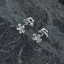 Пусеты из белого золота с бриллиантами (изготовление)