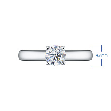 Кольцо из белого золота с бриллиантом