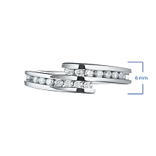 Классическое кольцо из белого золота с бриллиантами