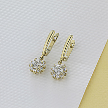 Серьги из желтого золота с бриллиантами