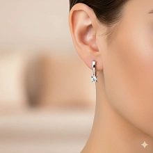 Серьги из белого золота с бриллиантом