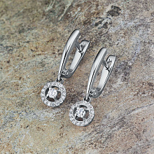 Серьги из белого золота с бриллиантами